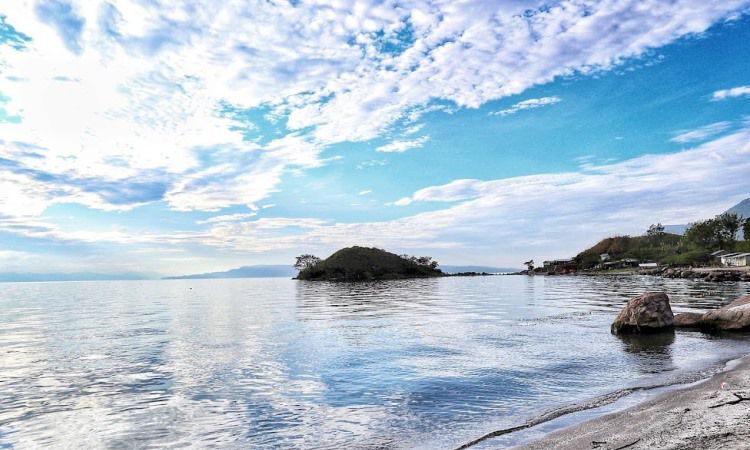 Pantai Silalahi Paropo Dairi