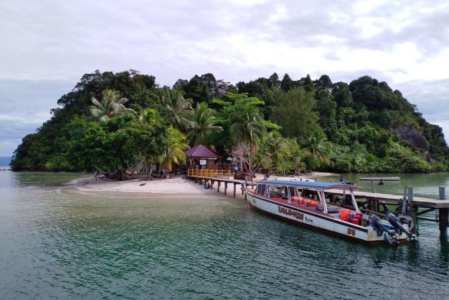 Alamat Pantai Pulau Putri