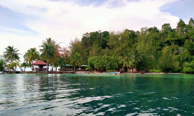 Fasilitas Pulau Kalimantung