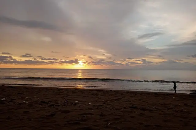 Aktivitas Pantai Natal