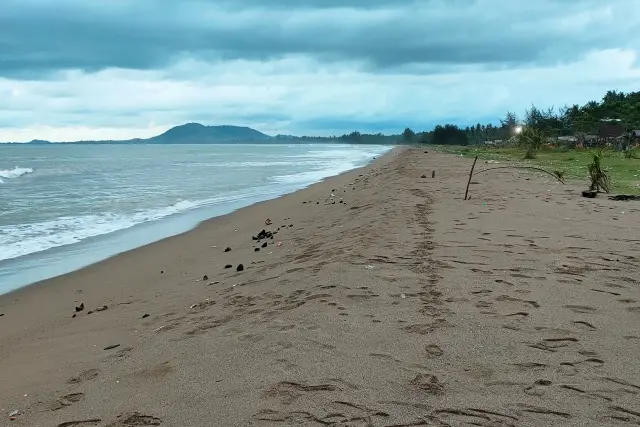 Daya Tarik Pantai Natal