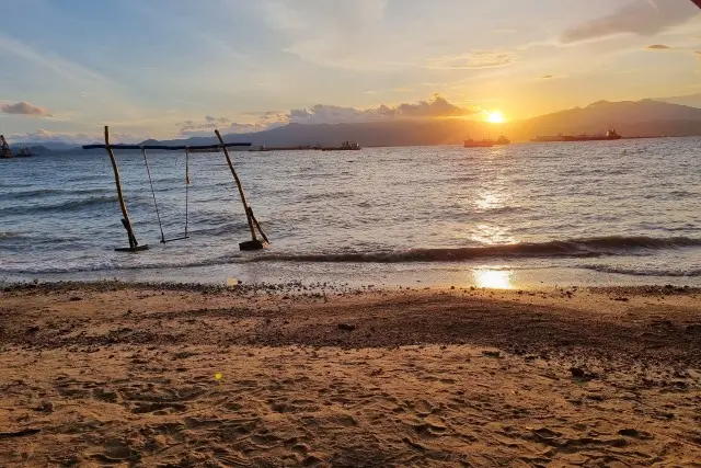 Daya Tarik Pantai Tiska Lampung