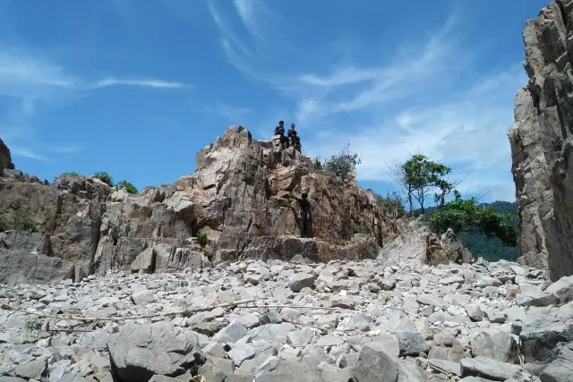 Kegiatan Pantai Gigi Hiu