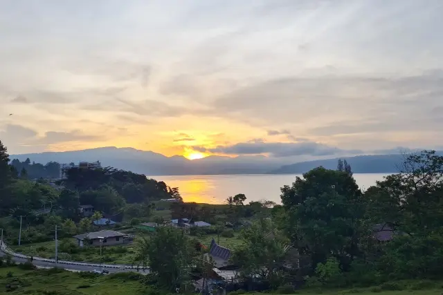 Alamat Bukit Beta Tuktuk