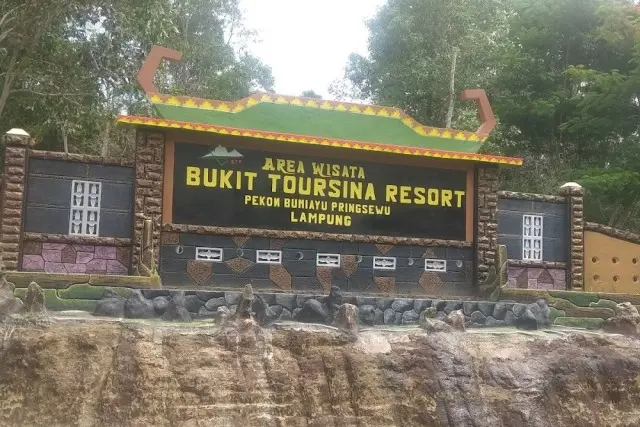 Alamat Bukit Tursina
