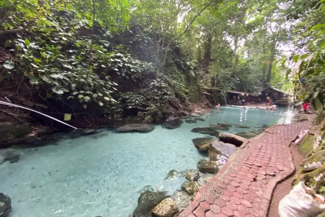 Bah Damanik, Pemandian Alami dengan Berbagai Spot Foto Cantik di Simalungun