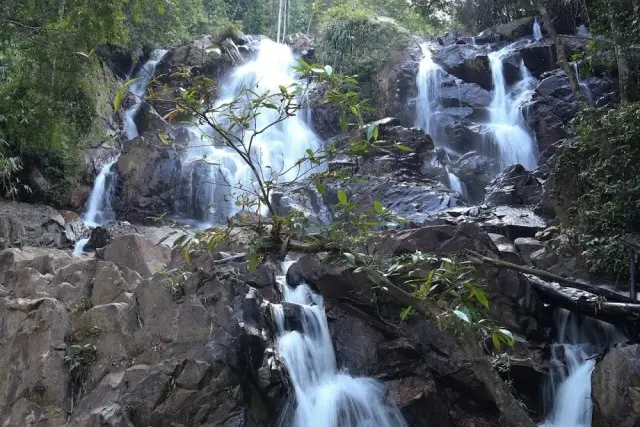 Fasilitas di Air Terjun Pagasan