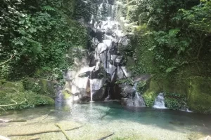 Aktivitas Menarik Air Terjun Namu Belanga