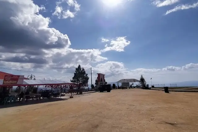 Aktivitas Menarik Puncak Huta Ginjang