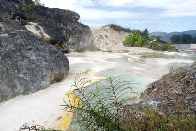 Fasilitas Boli-Boli Hot Spring