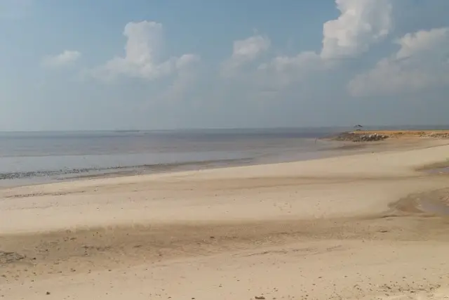 Alamat Pantai Koneng