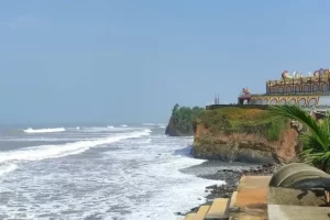 Daya Tarik Pantai Sekunyit