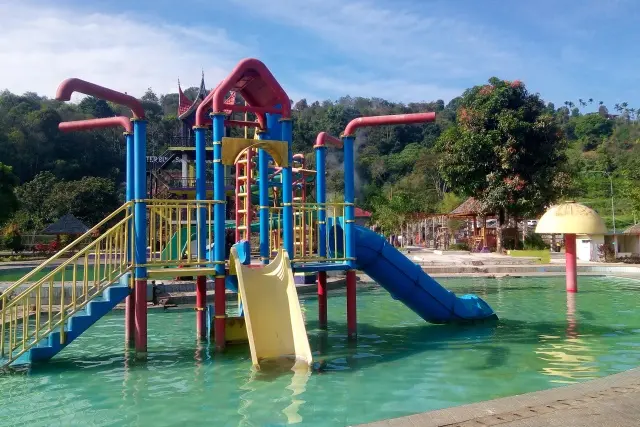 Pemandian Hot Water Boom