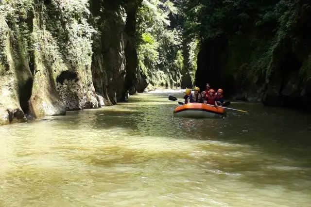 Aktivitas Menarik Ancol Arung Jeram