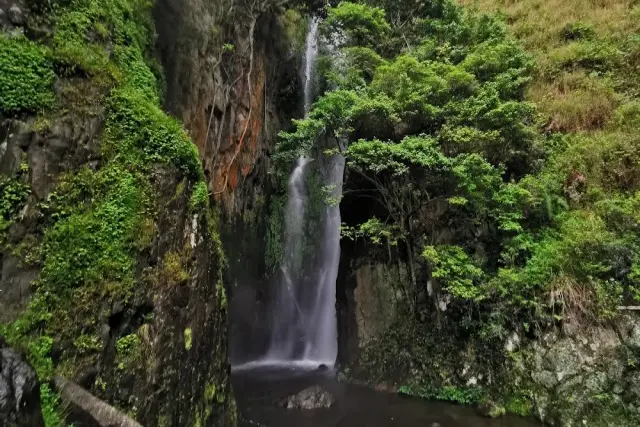 Daya Tarik Air Terjun Naisogop