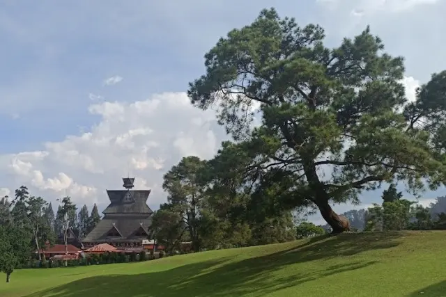 Daya Tarik Bukit Kubu Berastagi
