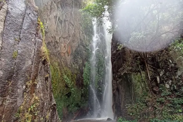 Kegiatan Air Terjun Naisogop