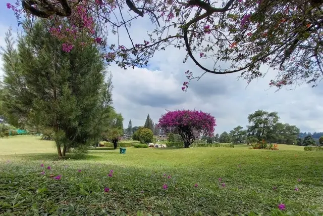 Kegiatan Bukit Kubu Berastagi