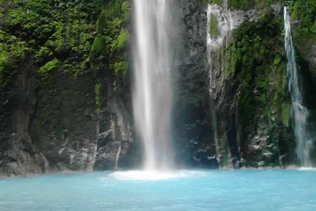 Alamat Air Terjun Dwi Warna