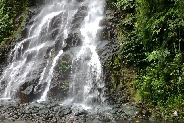 Alamat Air Terjun Loknya
