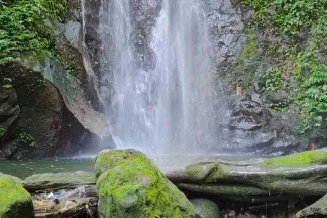 Alamat Air Terjun Satu Hati