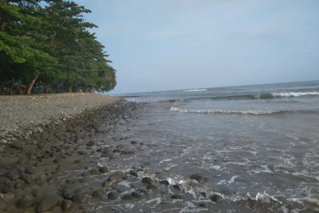 Alamat Pantai Terbaya