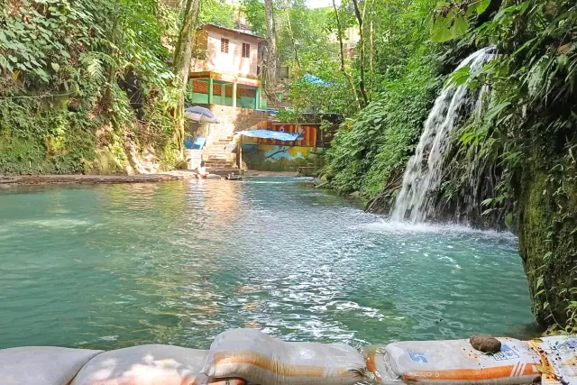 Alamat Pemandian Aek Manik