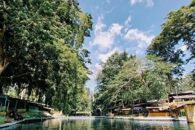 Alamat Pemandian Swimbath