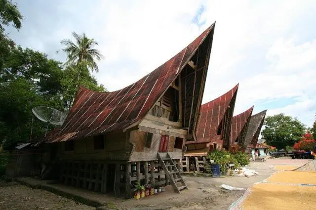 Daya Tarik Desa Wisata Tomok