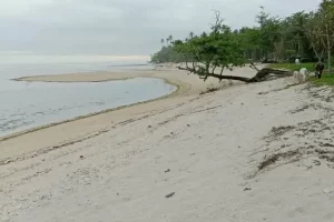 Daya Tarik Pantai Ilahan