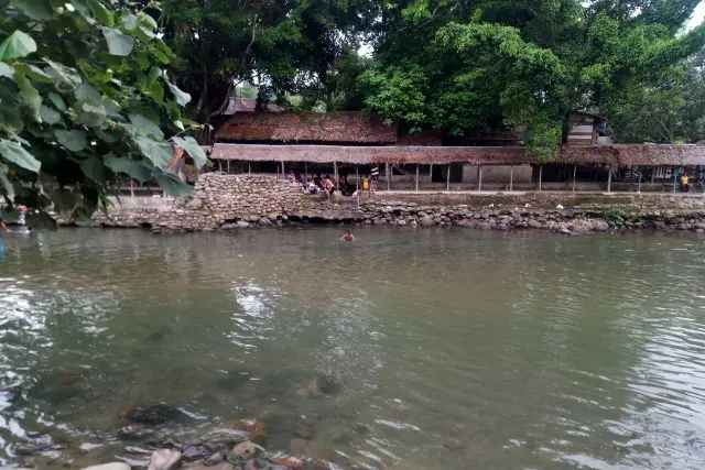 Daya Tarik Pemandian Alam Sibiru-biru