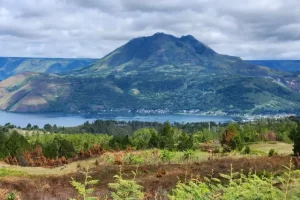 Daya Tarik Pusuk Buhit