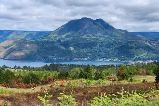 Daya Tarik Pusuk Buhit