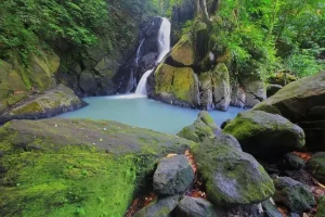 Fasilitas Air Terjun Pria Laot