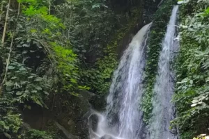 Fasilitas Air Terjun Satu Hati