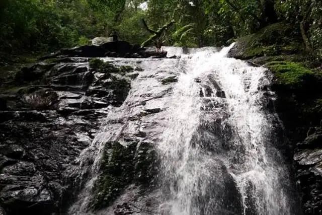 Fasilitas Air Terjun Siparis Simalungun