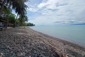 Kegiatan Pantai Terbaya