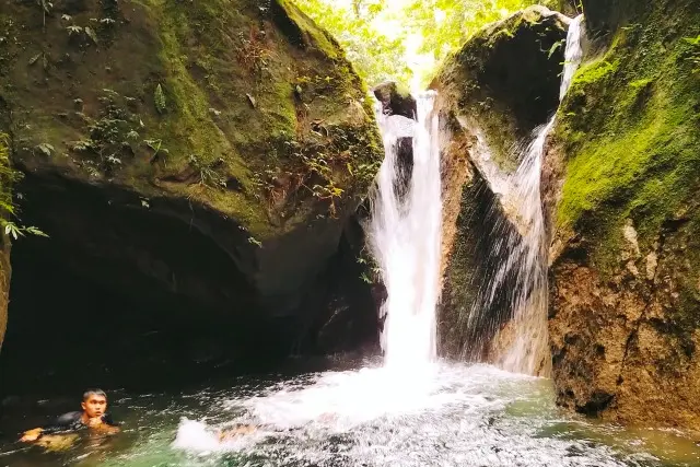 Kegiatan Seru Batu Belah Sibolangit