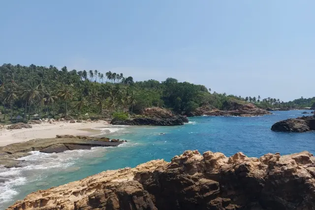 Daya Tarik Pantai Marina Lampung