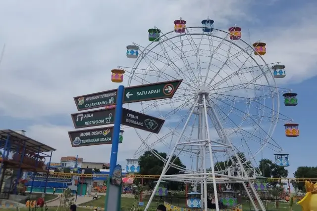 Fasilitas Krakatau Park Lampung