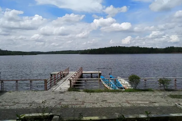 Danau Buatan Kayangan