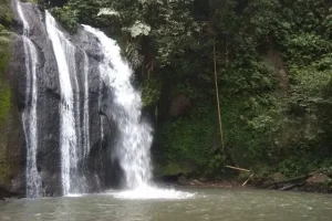 Fasilitas Air Terjun Sanghe