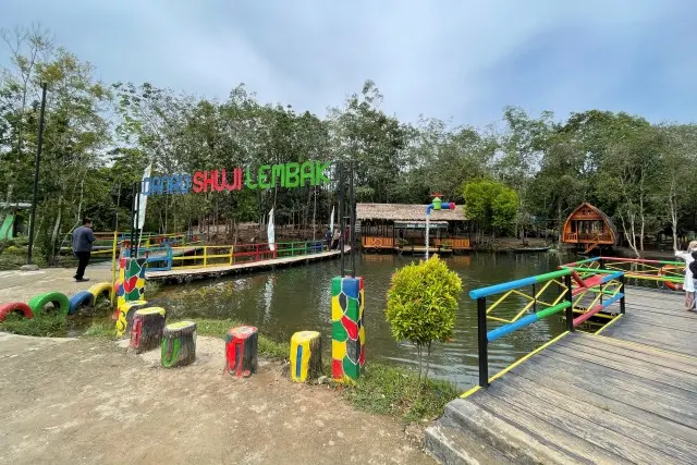 Kegiatan Wisata Danau Shuji