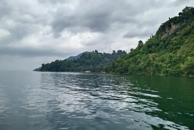 Fasilitas Batu Gantung Danau Toba