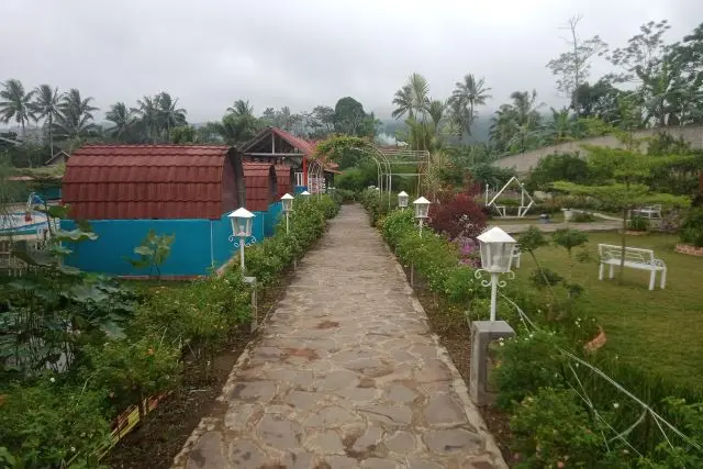 Daya Tarik Lentana Garden