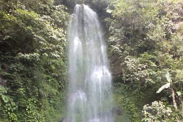 Fasilitas Air Terjun Kubu Perahu