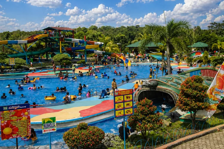 Aktivitas Semagi Waterpark