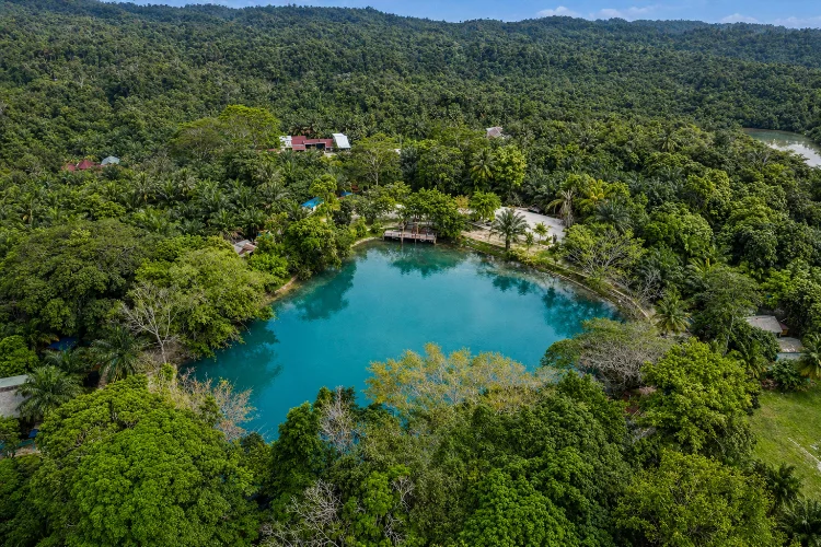 Danau Linting: Eksotis dan Sedikit Misterius