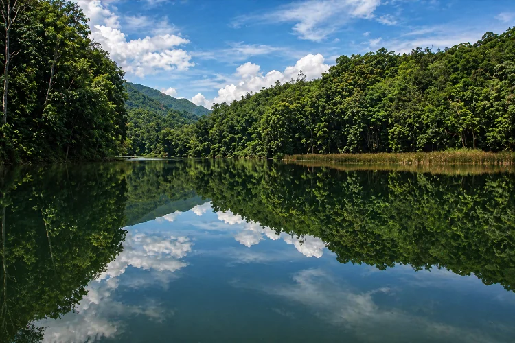Danau Siombun: Danau Strategis yang Ramah Wisatawan