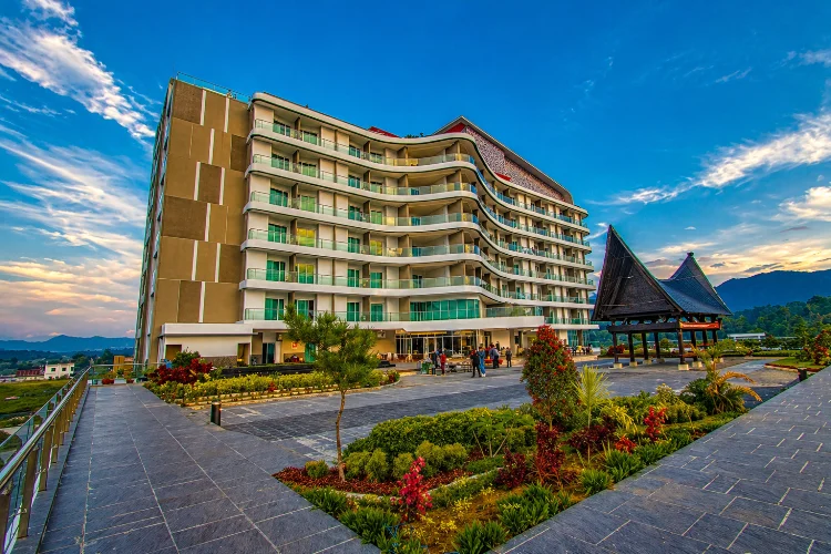 Labersa Toba Hotel & Convention Center